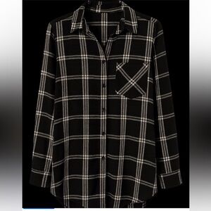 Black and White Plaid Button-Up Shirt